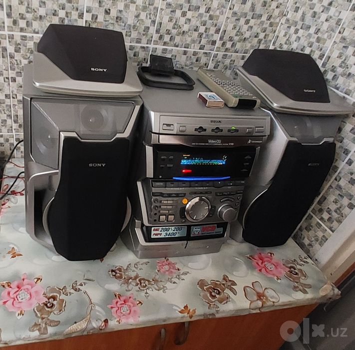 Муз. Центр Sony.