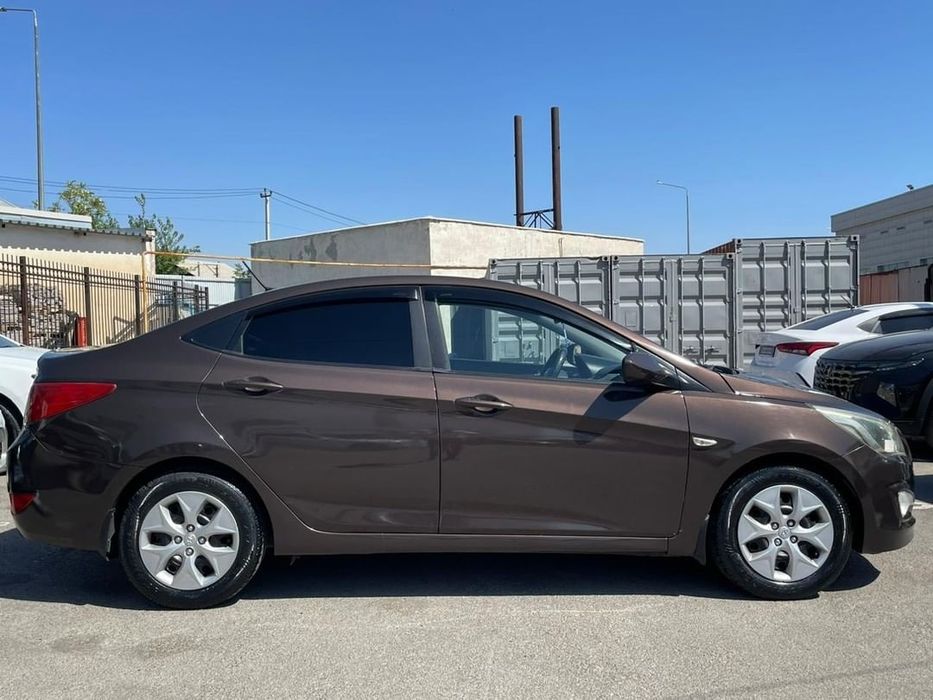 Hyundai Solaris.2015