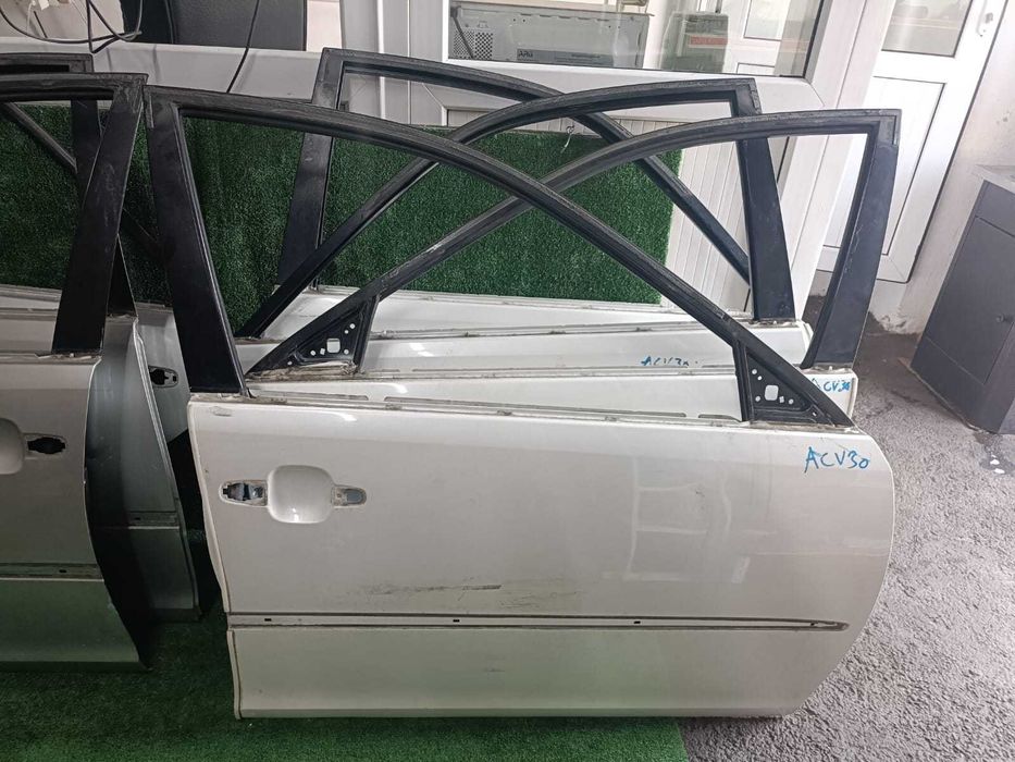 Продам дверь от Toyota Camry 30 35.