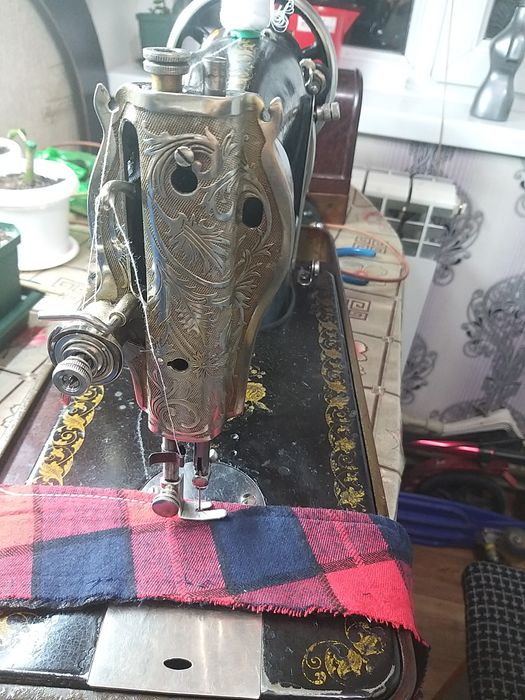 Швейная машинка ПМЗ