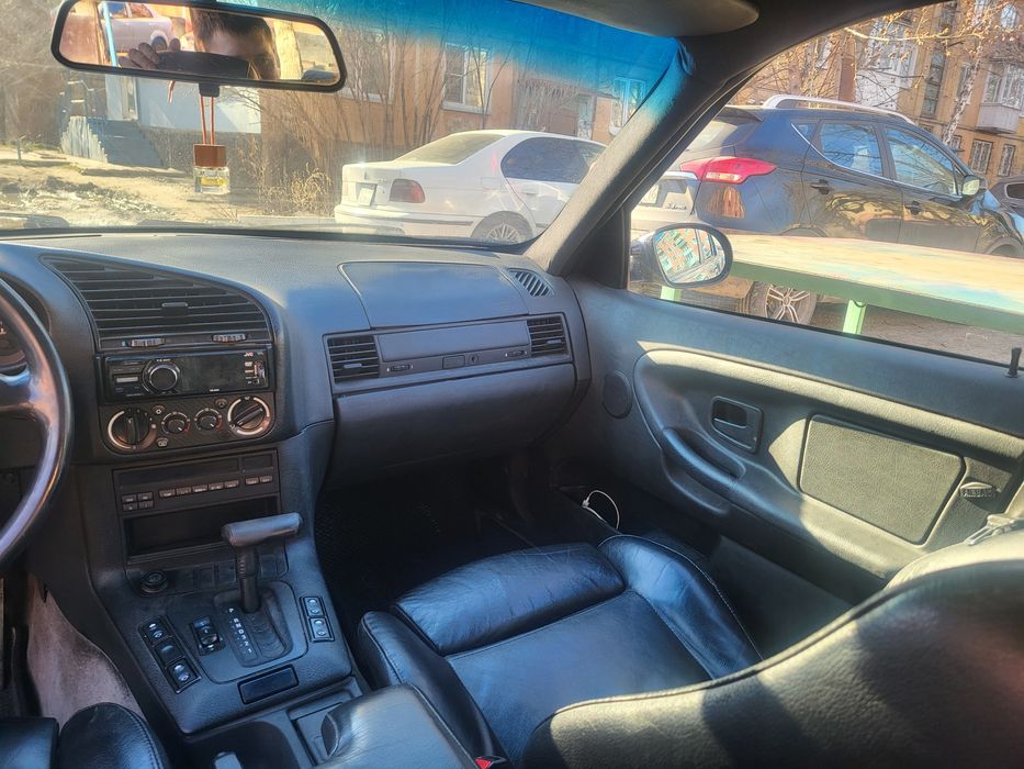 Бмв е36 седан в хорошем состоянии