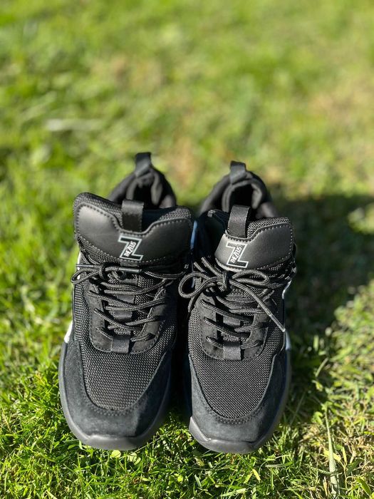 Adidasi The Zeus Originali marimea 41