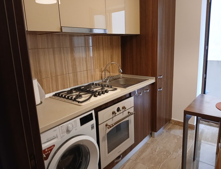 Apartament 2 camere decomandat Mamaia Nord langa Alezzi