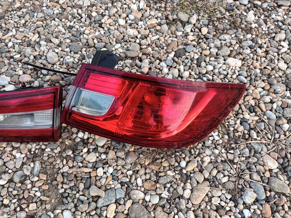 ляв и десен вътрешен  външен стоп за рено клио 4 12-20 RENAULT CLIO IV