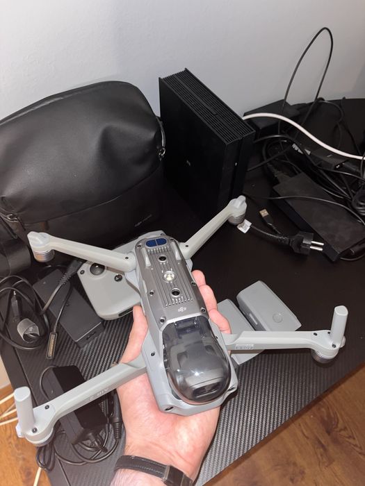 DJI Air 2S Fly More – 3 baterii, stare excelentă, cutie originală