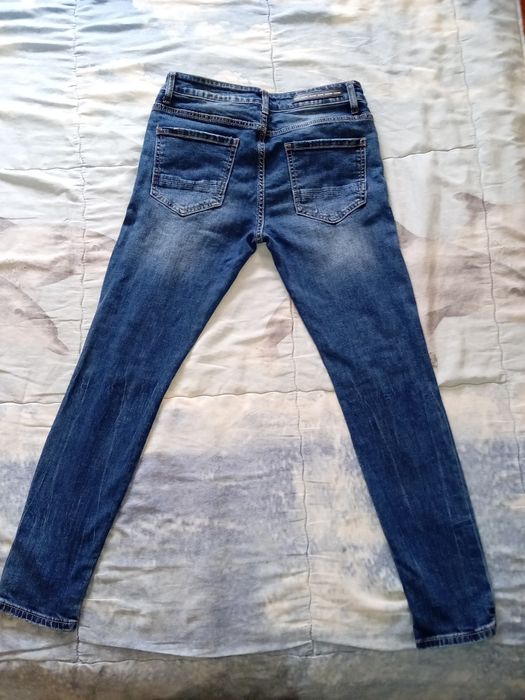 Страхотни  мъжки дънки