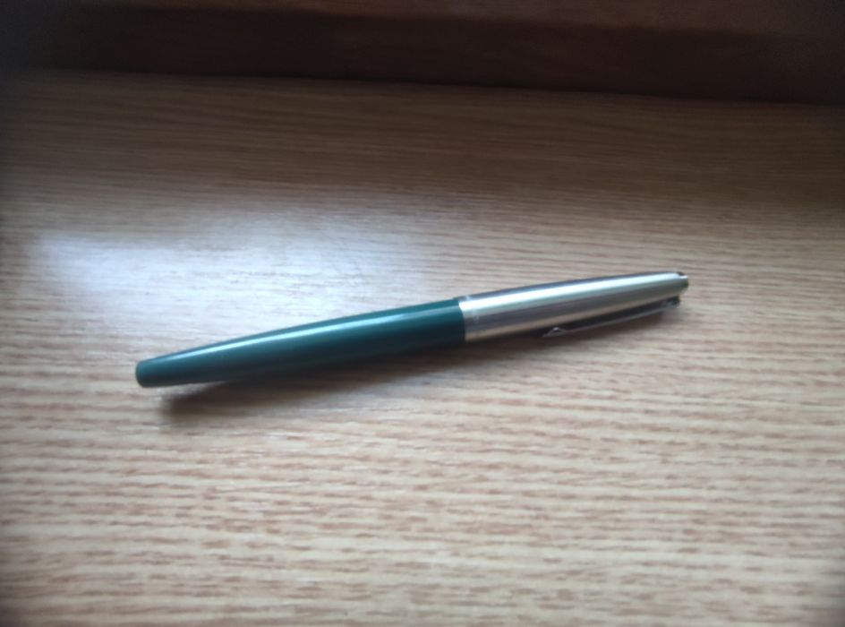 Stilou vintage Inoxcrom 77 (Spania) – Stare foarte buna culoare verde