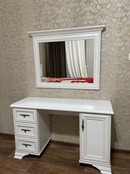 Спальная гарнитура