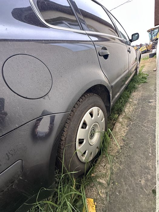 Vv passat1.9! Caroserie bună și preț avantajos !