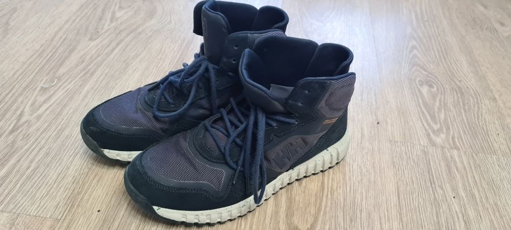 Зимни обувки висок клас водоустойчиви и топлоустойчиви Helly Hansen 43