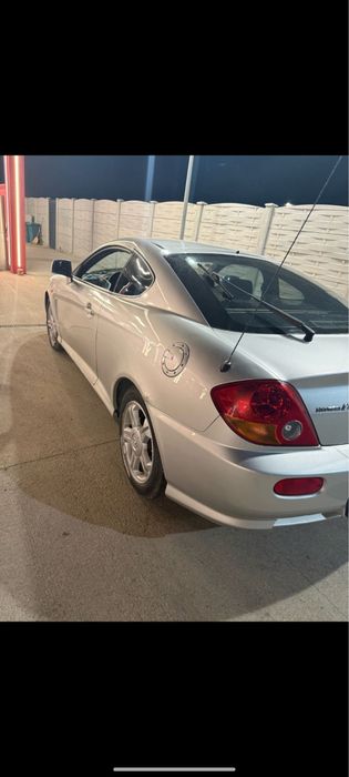 Se vinde Hyundai coupe 1.6 kilometraj 178K