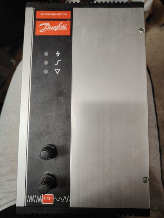 Convertor de frecventa Danfoss