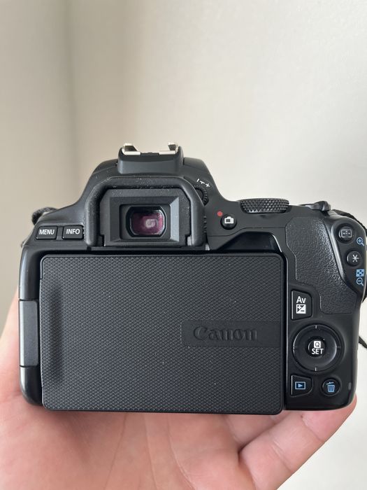 Canon 250d 4k камера