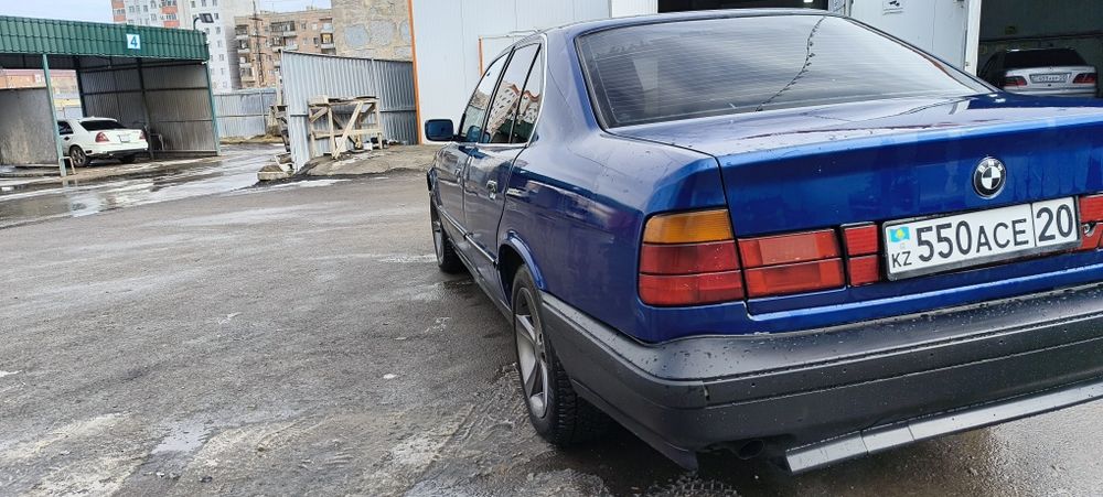 Продам BMW 520 bosh