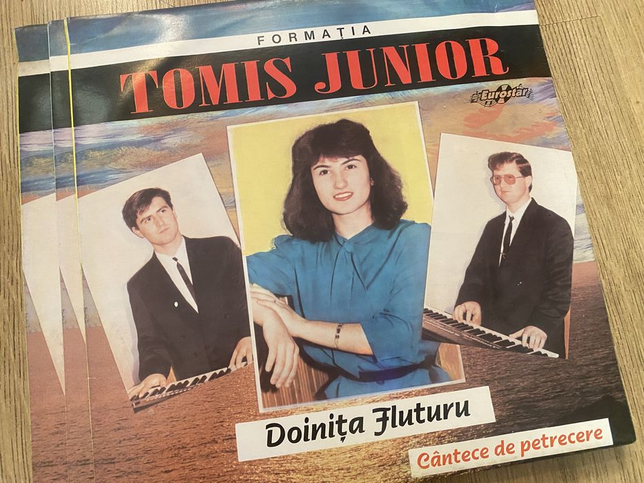 Disc vinil nou stare NM cu Tomis Junior.