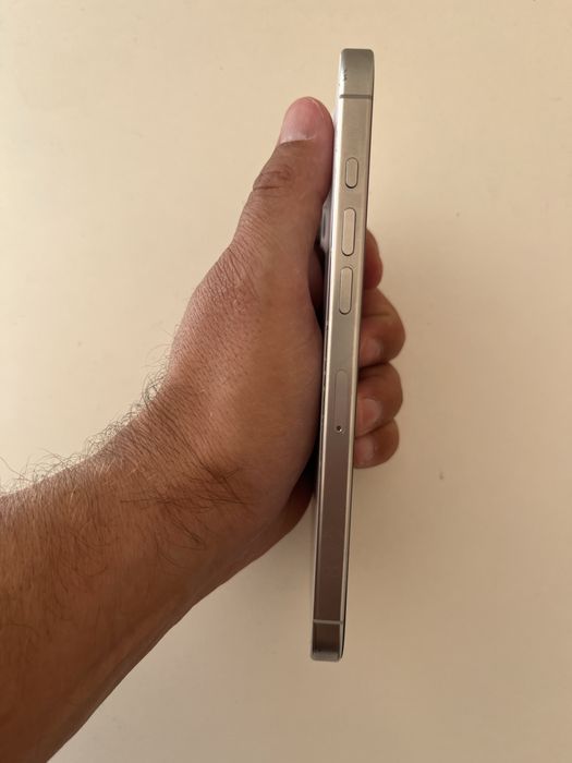 Iphone 16pro max 512GB 93% bat