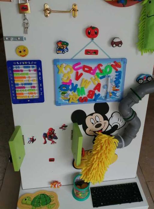 Vand jucarie copii panou de activitati