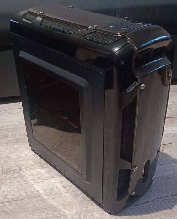 PC gaming Ryzen™ 7 2700x/ RX 590 8 GB/ 16 Gb RAM/ SSD 128GB + 1TB