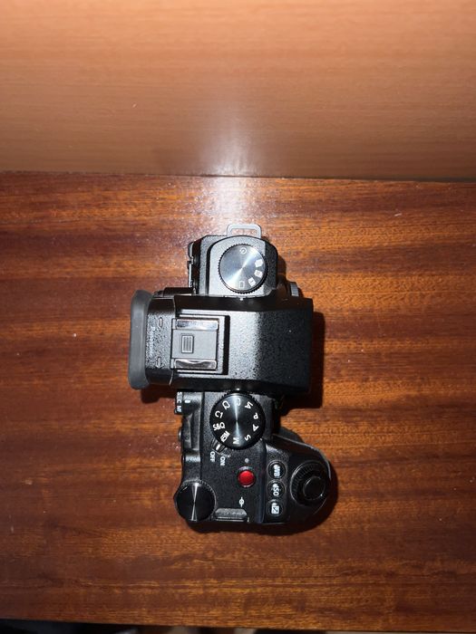 Продавам lumix s5ii