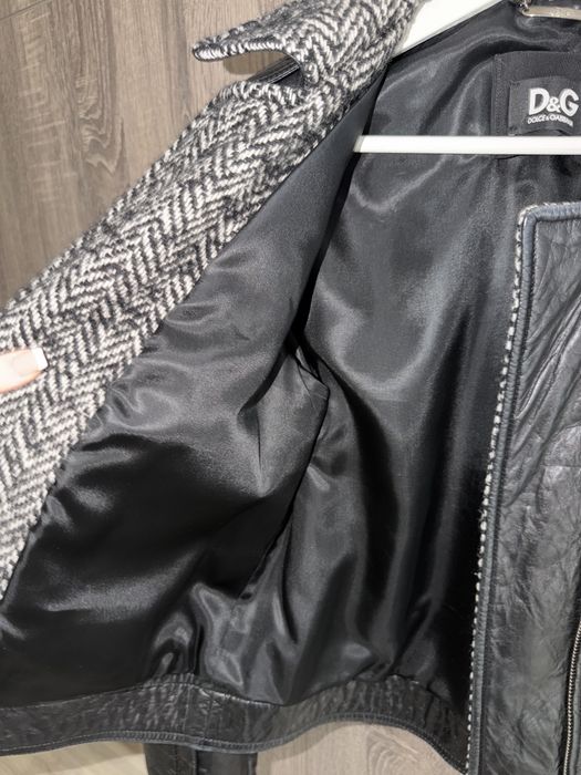 Кожаная куртка Dolce&Gabbana,плотный и теплый материал