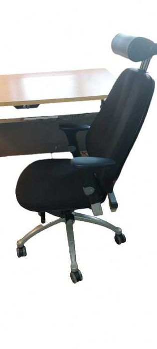 Set masa reglabila si scaun ergonomic refurbished + Cadou