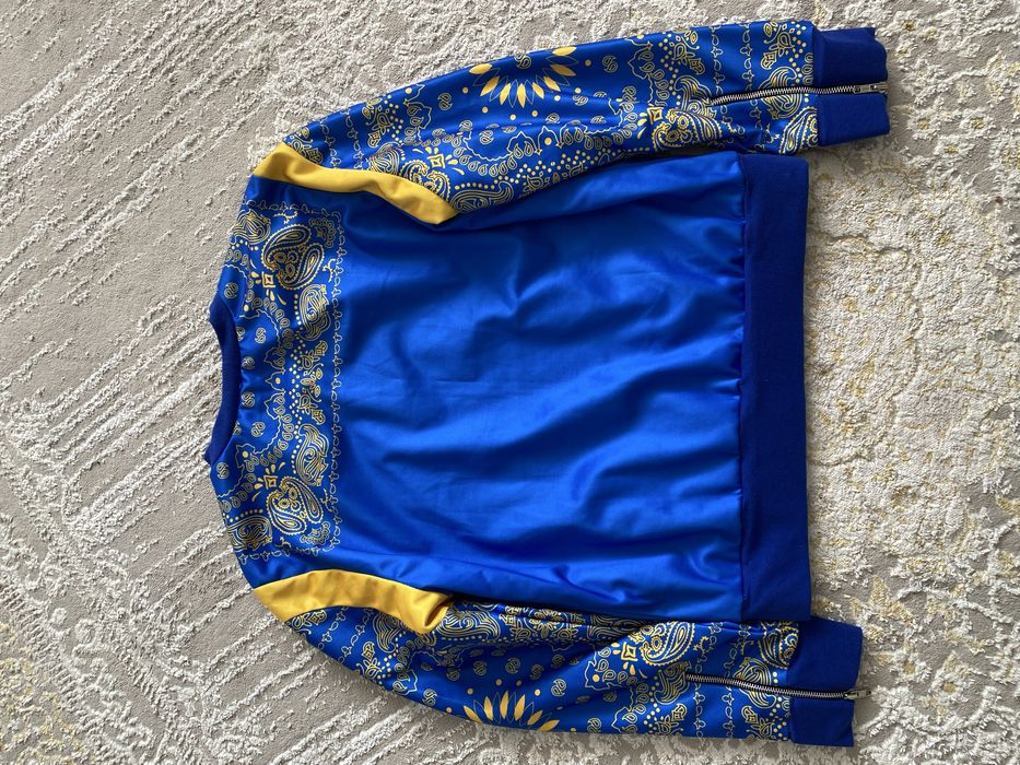 Продам спортивку