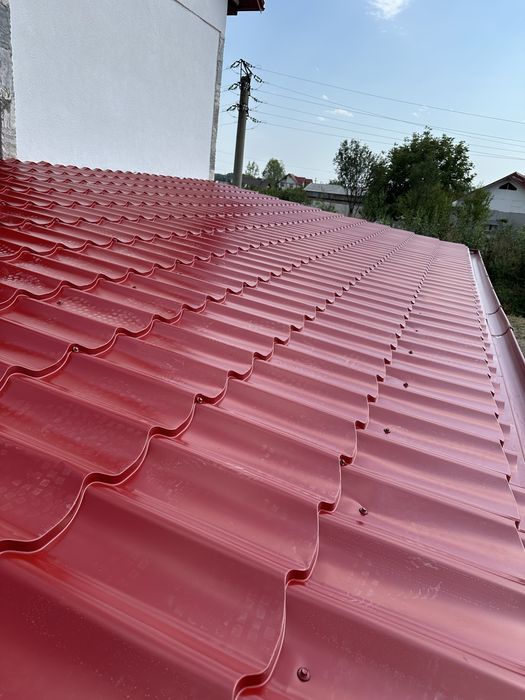 Reparatii acoperisuri montaj tigla metalica dulgherie mansarde izolati