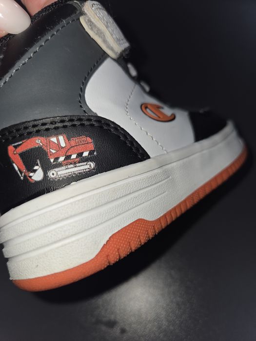 Adidasi Champion baieti marimea 23