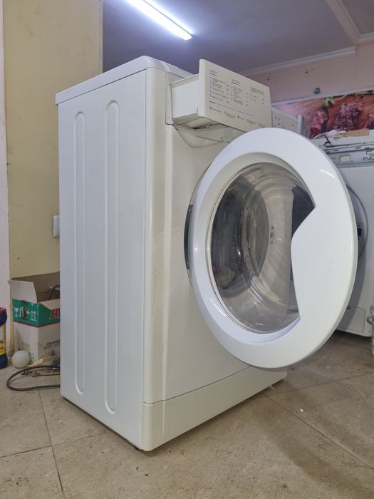 Стиральная машина Indesit 5kg