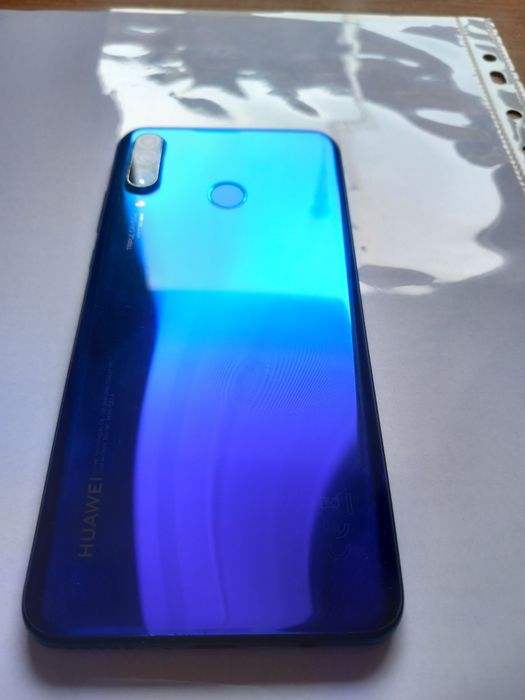 Telefoane noi ,cu defecte,funcționale