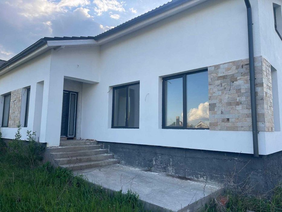 Casă nouă 110 mp cu teren 700 mp | intabulată Sura Mare
