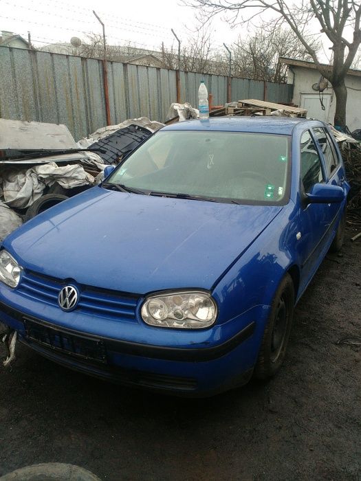 Голф 4 на части 1.4 16v