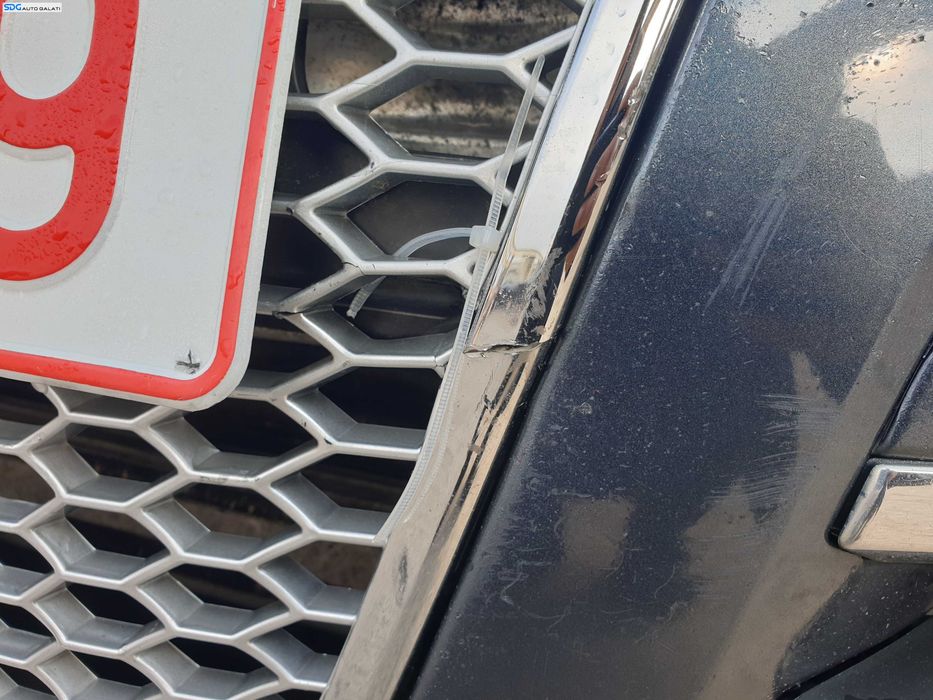Grila si Emblema Cromata cu Imperfectiuni Audi A6 C6 NFL Non Facelift 2004 - 2008 [K1891]