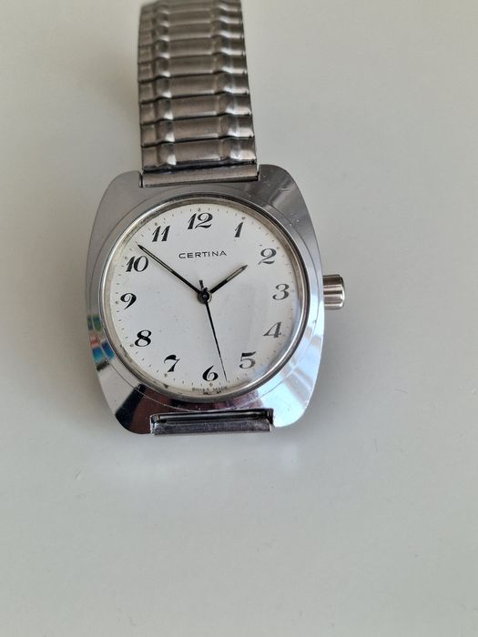 Ceas mecanic Certina. Swiss made. Funcționează foarte bine