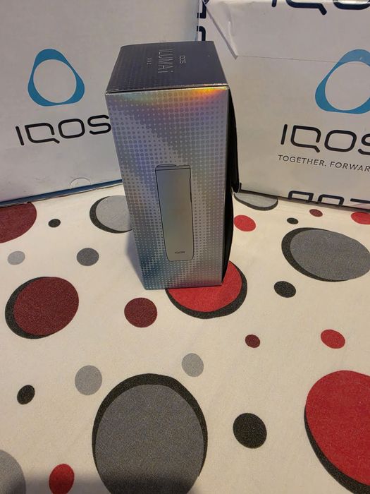 Vand husă/geantă turcoaz si Iqos Iluma One Editie Limitata Nou