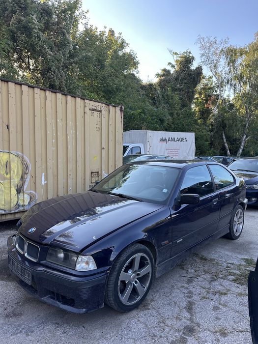 Bmw e36 компакт М пакет шпер НА ЧАСТИ
