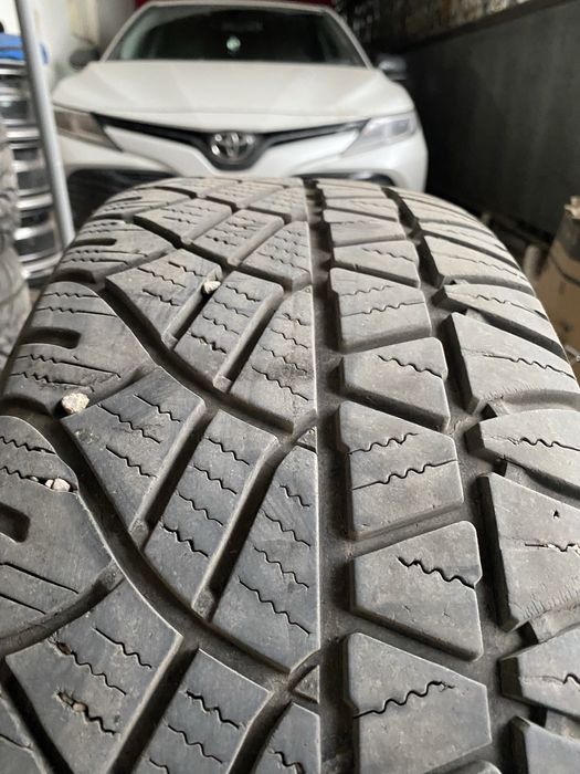 Продаю шины с дисками R17