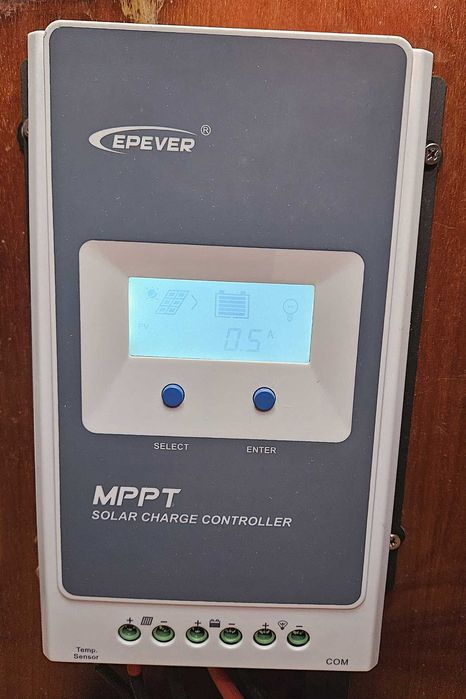 Соларен контролер 30А МРРТ EPEVER Tracer 3210AN