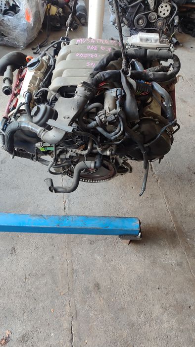 Двигатель на Ауди а6с6 3.2 AUK