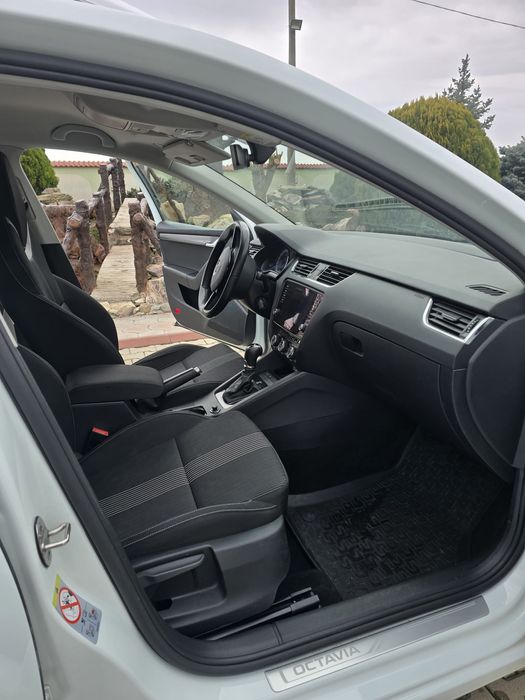 Skoda Octavia / AUTOMAT / CLEVER / 2019 / Euro 6 / NAVI+ / 2.0 Diesel