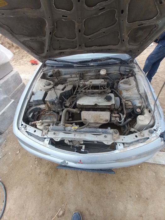 МИТСУБИСИ ГАЛАНТ объем 1.8 и 2