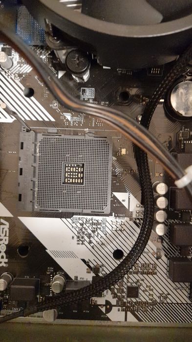 Motherboard asrock b450m‐hdv