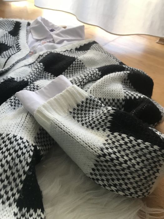 Hainute noi /geaca / cardigan / rochie tricot