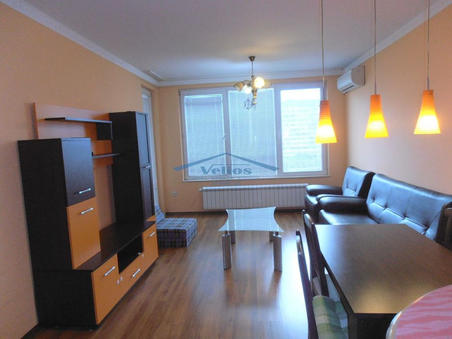 Дава се под наем Двустаен апартамент в София, Младост 2 - 71 кв.м за 598.23 € - Снимка #1