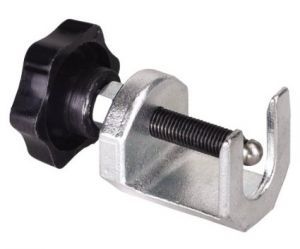 Скоба за сваляне рамото на чистачка