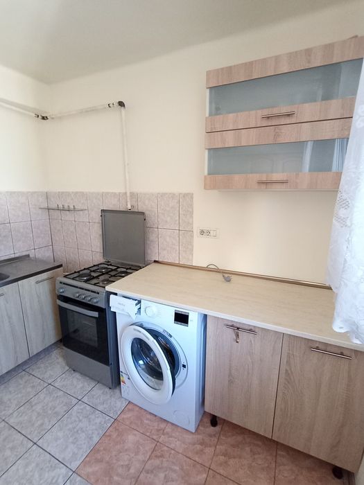 Proprietar, ofer spre închiriere apartament cu 2 camere, pe Bd. Victor Babeș