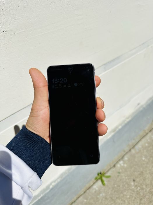 Samsung S21fe sotiladi