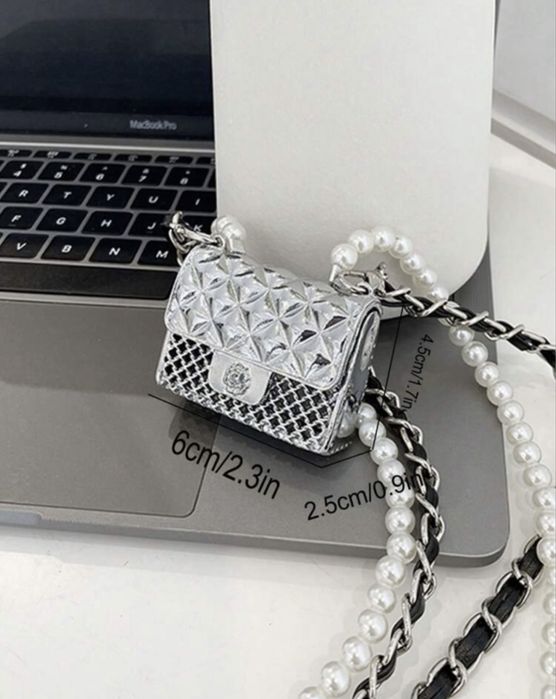 Мини чантичка аксесоар