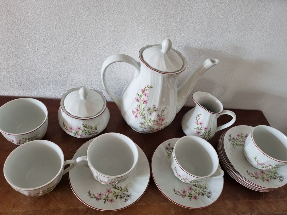 Ретро комплект за кафе, чай, български порцелан