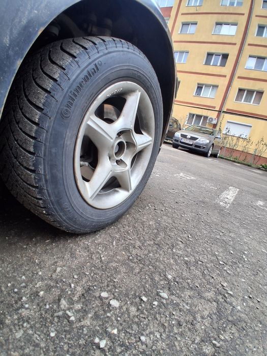 Audi a4 b6  1.6benzină